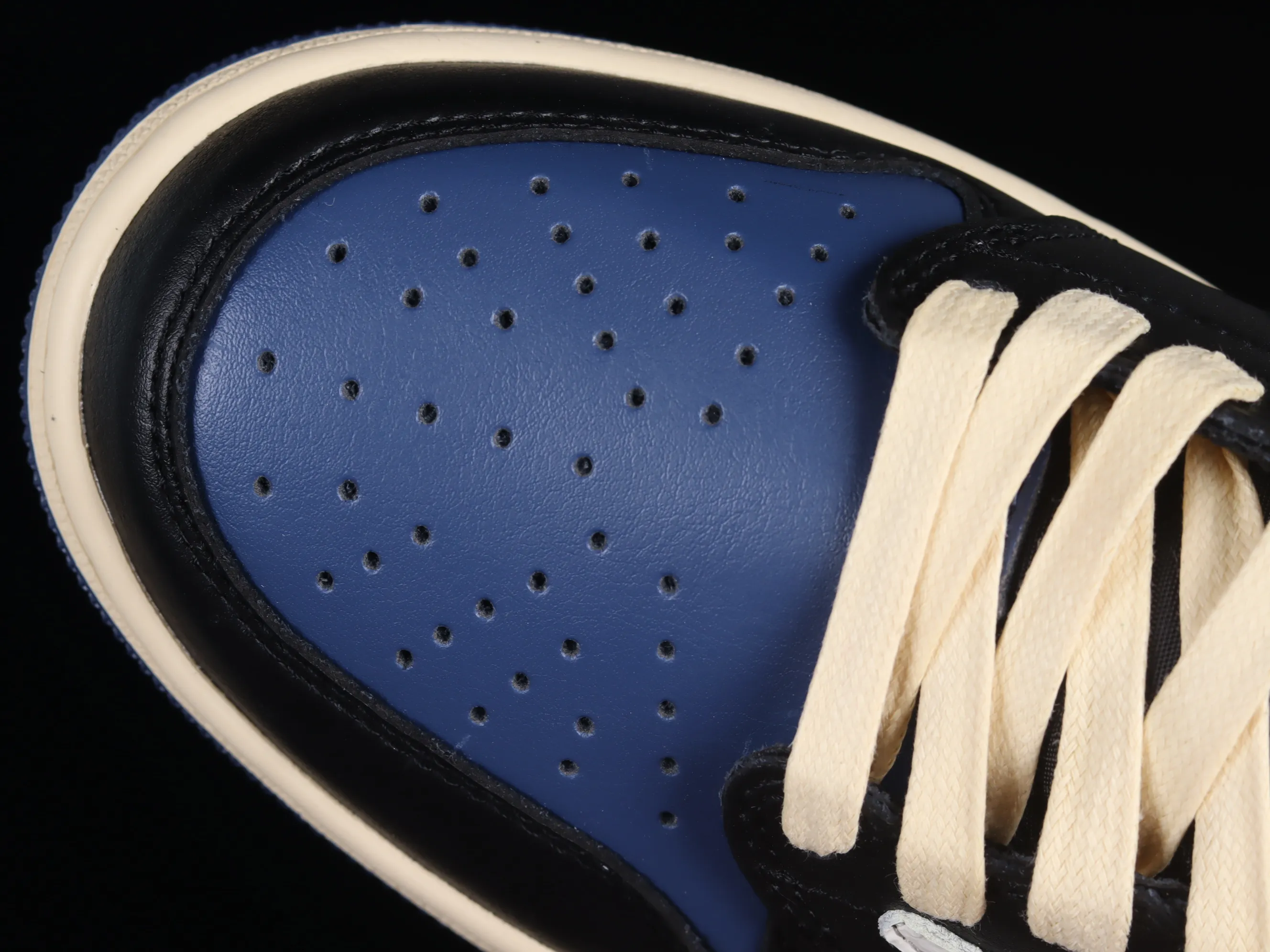 All categories Air Jordan Jordan series basketball shoes Air Jordan 1 Low Travis Scott x Air Jordan 1 AJ1 Joe 1 Overhook low-top basketball shoes DM7866-041